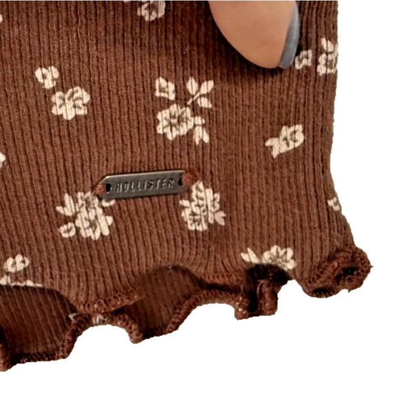 Hollister Brown Floral Lettuce-Hem Cropped Top Women’s Medium Baby Tee - Picture 4 of 7